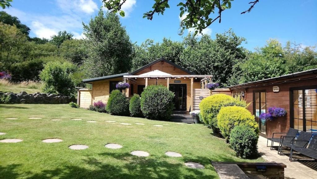 'Monktonmead Lodge' In Secluded Setting, With Private Indoor Pool. Ryde  Dış mekan fotoğraf