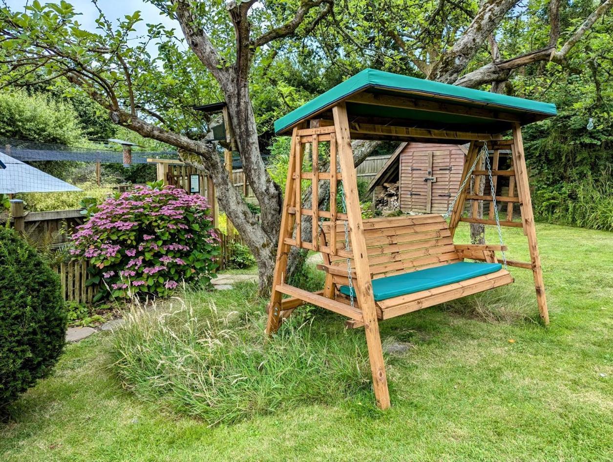 'Monktonmead Lodge' In Secluded Setting, With Private Indoor Pool. Ryde  Dış mekan fotoğraf